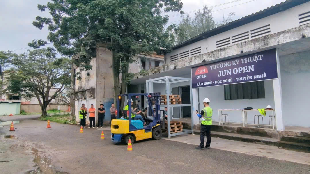 Hình ảnh Trường Kỹ Thuật JUN OPEN - Trường Kỹ Thuật JUN OPEN